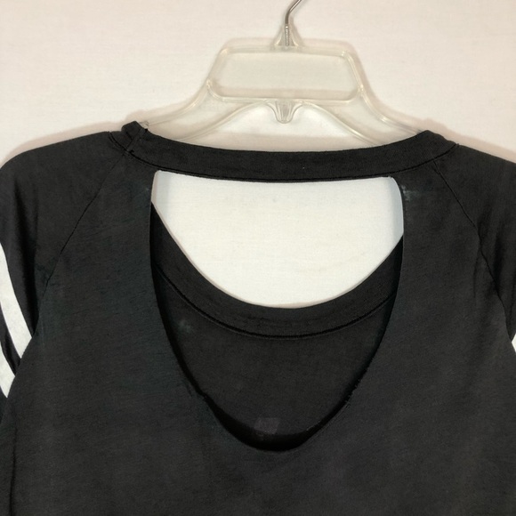 Chaser Graphic LOVE Dark Gray Cut Out Tee M - Picture 11 of 14